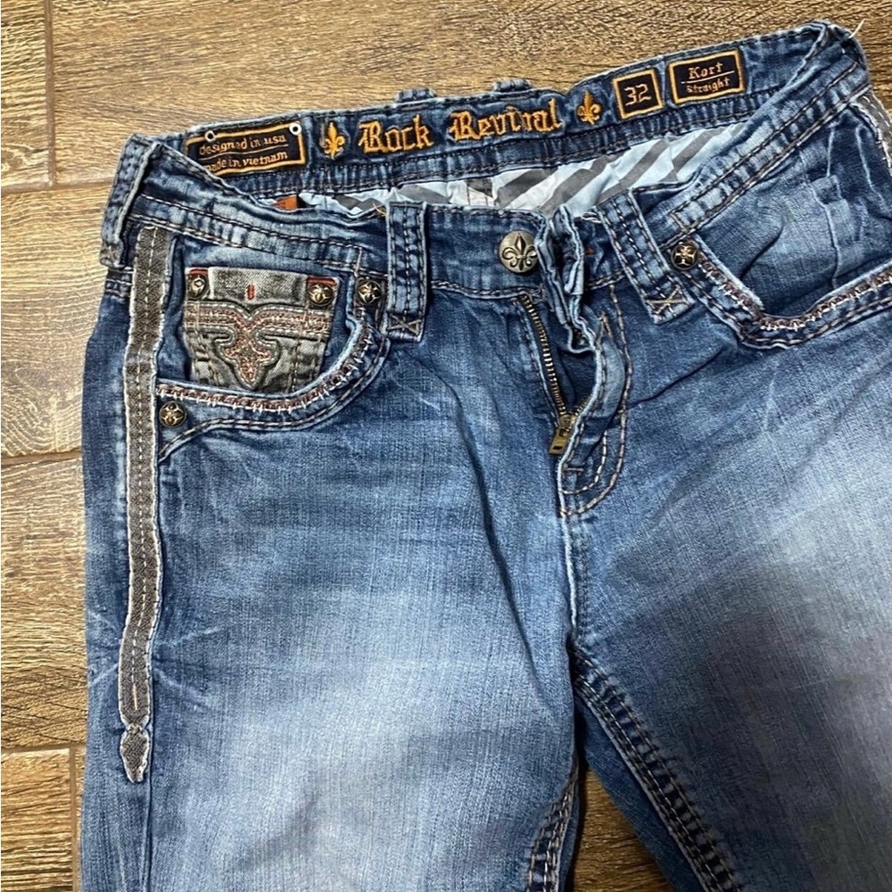 Men’s rock revival jeans